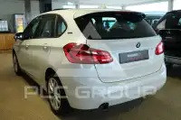 2017 BMW 225