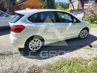 2017 BMW 225
