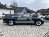 2017 BMW 730