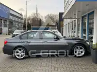 2017 BMW 318