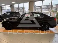 2017 BMW 318