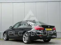 2017 BMW 318