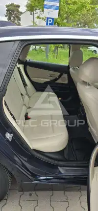 2017 BMW 318