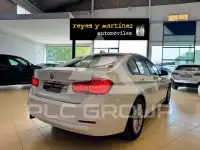 2017 BMW 318