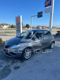 2017 Lancia YPSILON