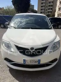 2017 Lancia YPSILON