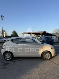 2017 Lancia YPSILON
