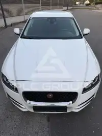 2017 Jaguar XF