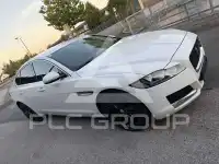 2017 Jaguar XF