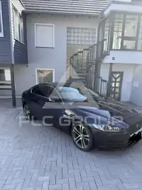 2017 Jaguar XE