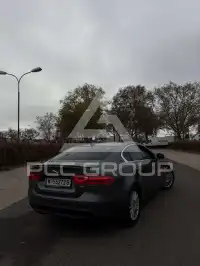 2017 Jaguar XE