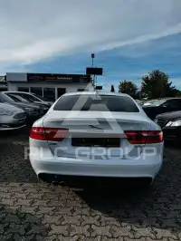 2017 Jaguar XE