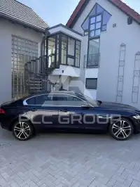 2017 Jaguar XE