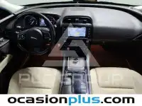 2017 Jaguar XE