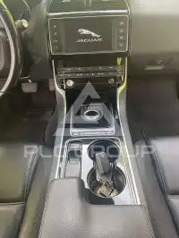 2017 Jaguar XE
