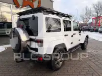2017 Jeep WRANGLER
