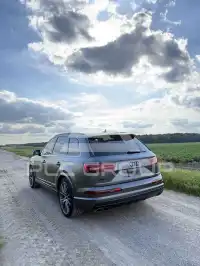2017 Audi SQ7