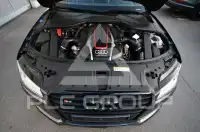 2017 Audi S8