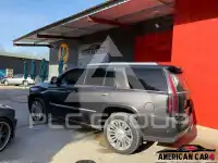 2017 Cadillac ESCALADE