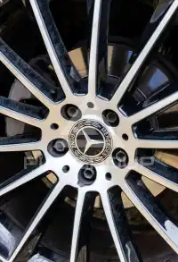 2017 Mercedes Benz E 300