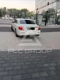 2017 Mercedes Benz E 200