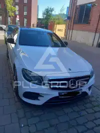 2017 Mercedes Benz E 220