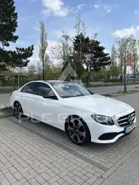 2017 Mercedes Benz E 220