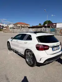 2017 Mercedes Benz GLA 220