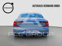 2017 Volvo S90