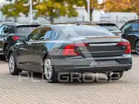 2017 Volvo S90