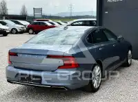 2017 Volvo S90