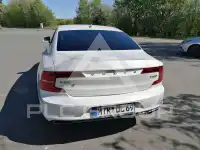 2017 Volvo S90