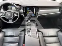 2017 Volvo S90