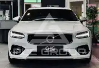 2017 Volvo S90