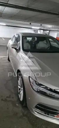 2017 Volvo S90