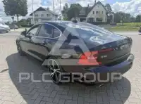 2017 Volvo S90
