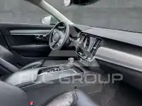 2017 Volvo V90