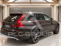 2017 Volvo V90