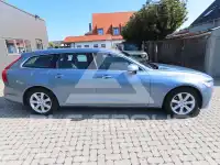 2017 Volvo V90