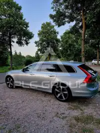 2017 Volvo V90