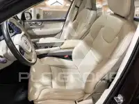 2017 Volvo V90
