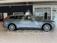 2017 Volvo V90