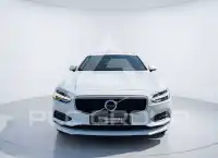 2017 Volvo V90