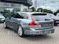 2017 Volvo V90