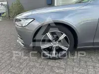 2017 Volvo V90