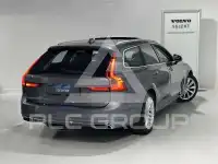 2017 Volvo V90