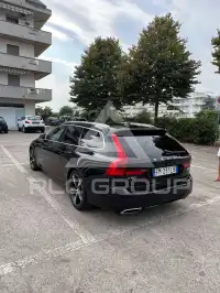 2017 Volvo V90