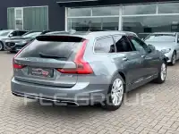 2017 Volvo V90