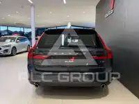 2017 Volvo V90