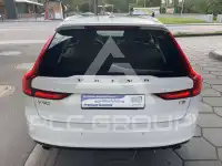 2017 Volvo V90